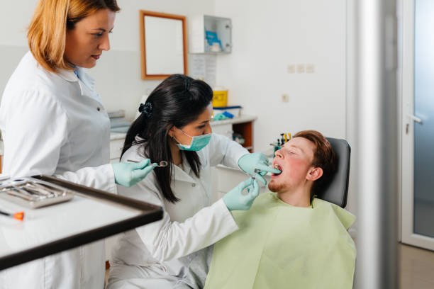 Best Dentist Open on Weekends  in Combes, TX